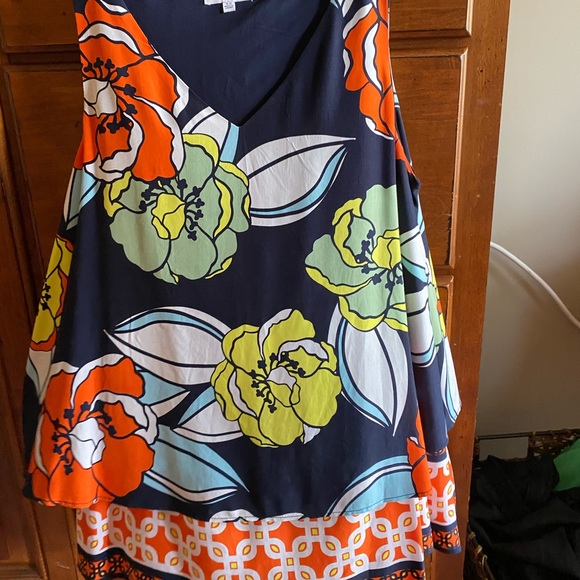 Shirt - Picture 2 of 5